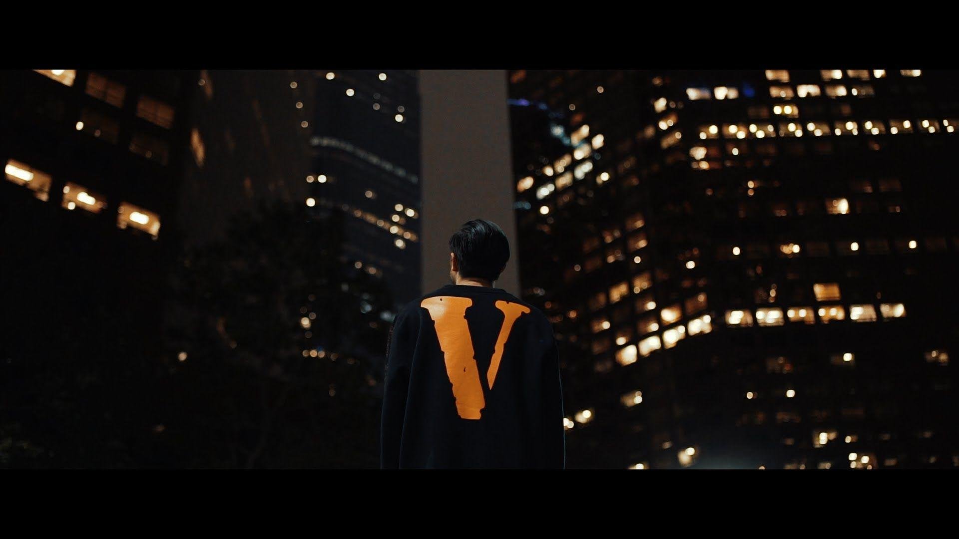 Vlone pics.jpg