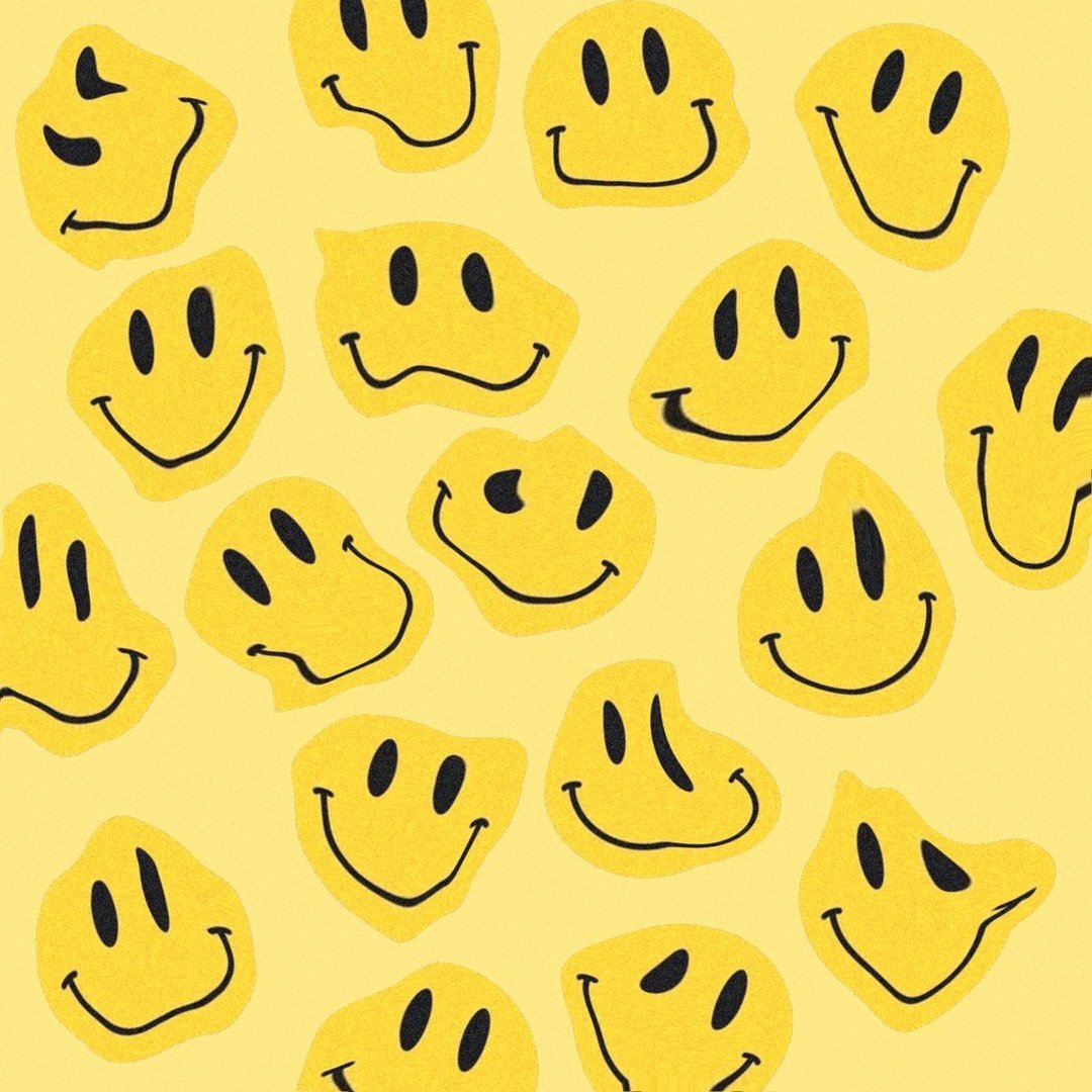 Smiley Face Aesthetic Wallpapers.jpg