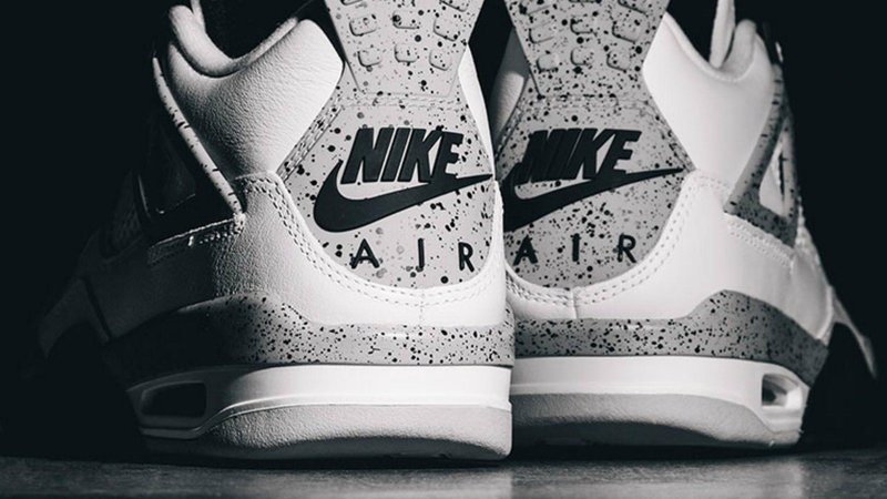 Air Jordan 4