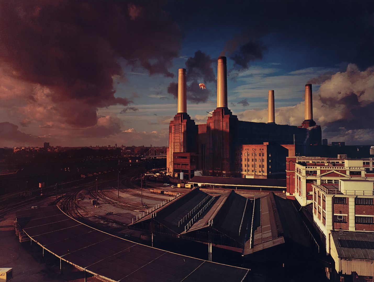 Pink Floyd 4k picture.png