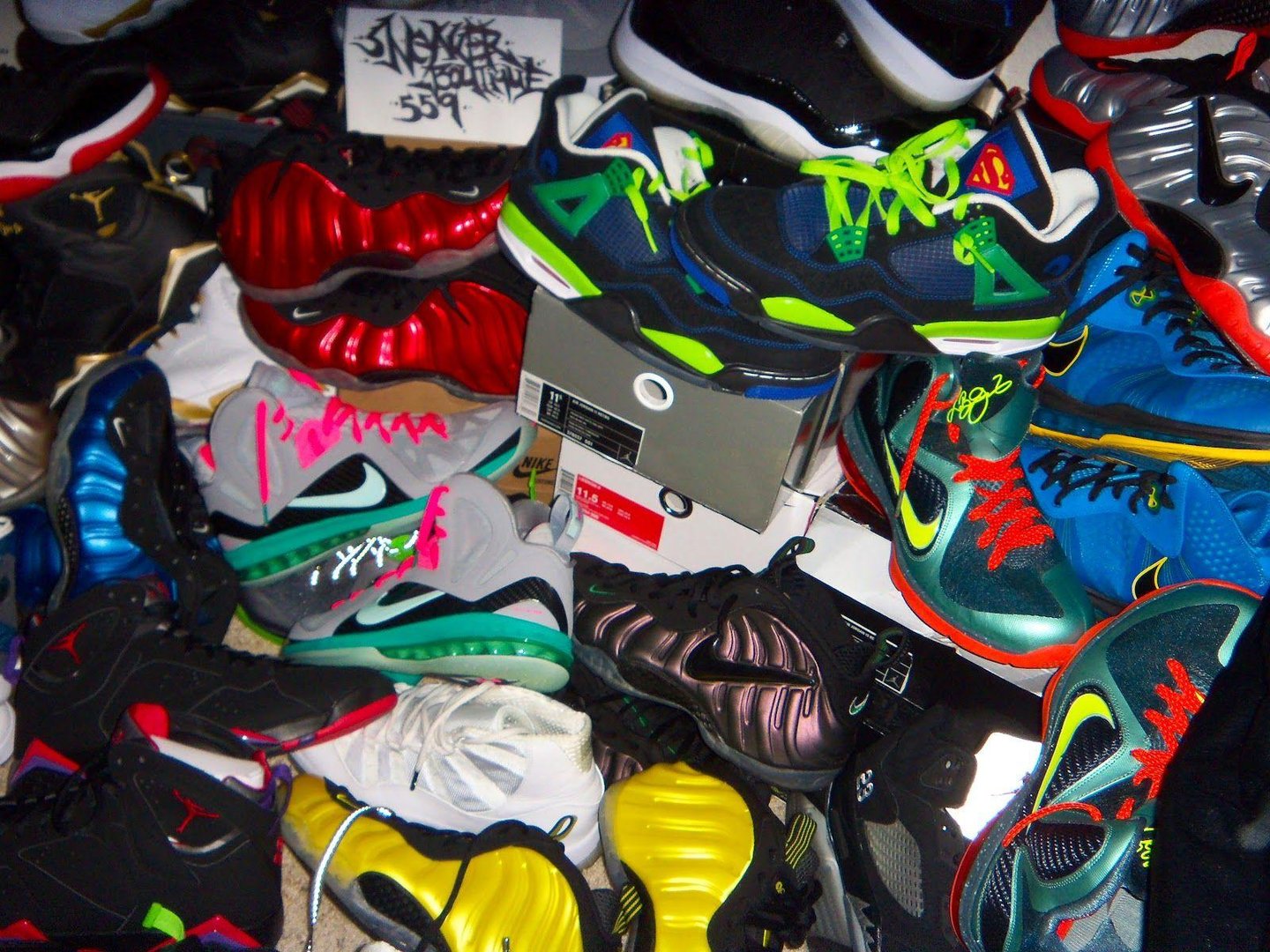 Sneakerhead Wallpaper.jpg