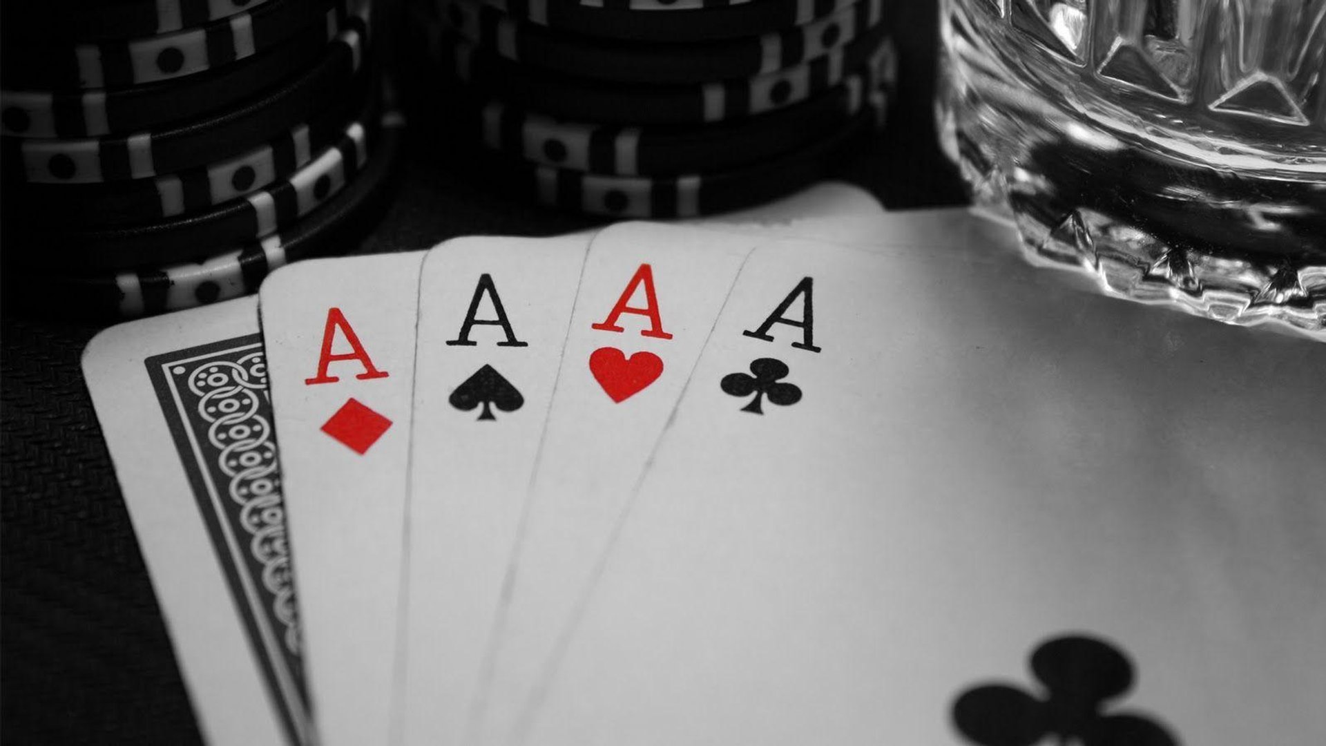 Poker 4k Wallpaper.jpg