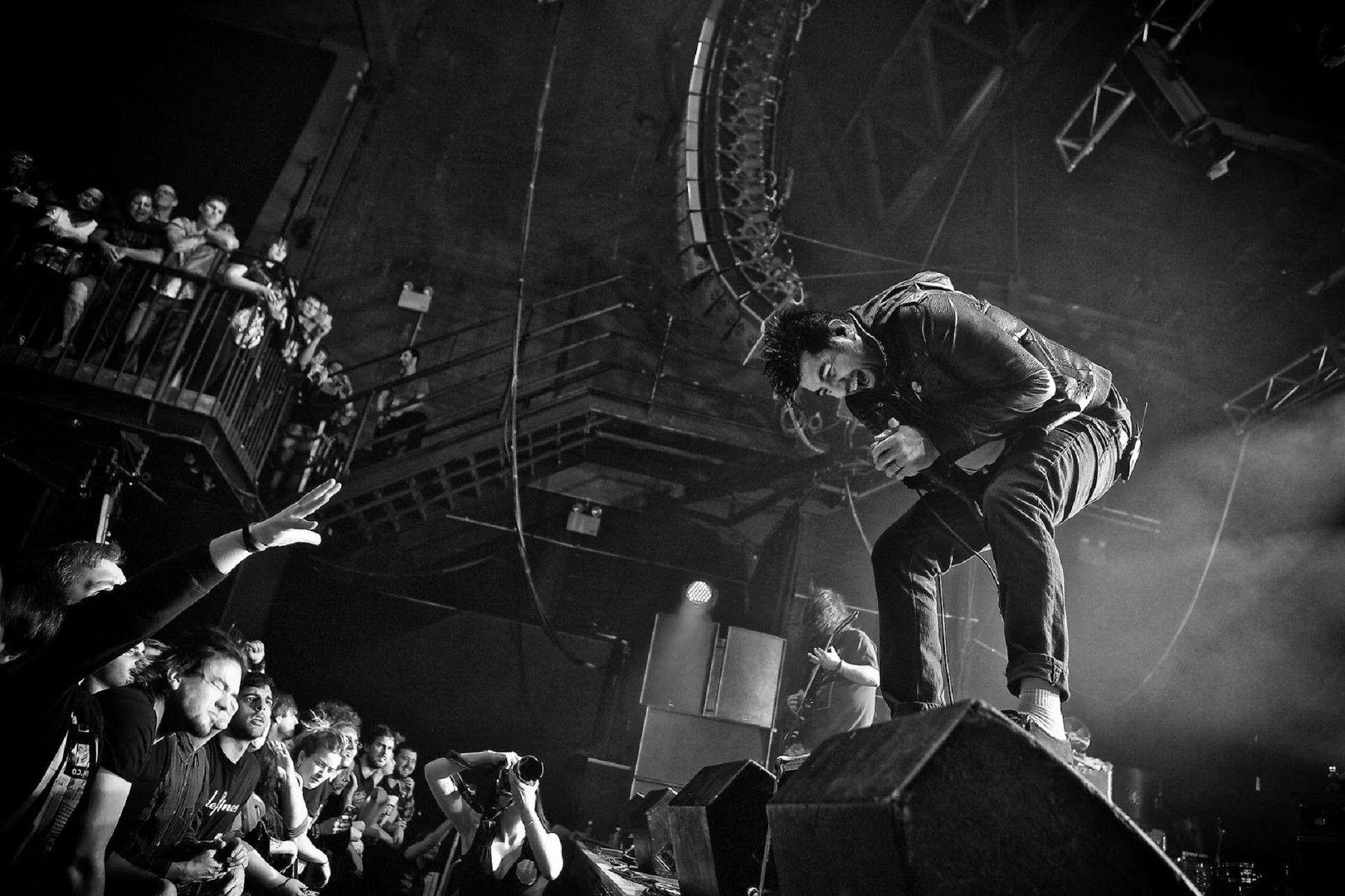 Deftones HD pictures.jpg