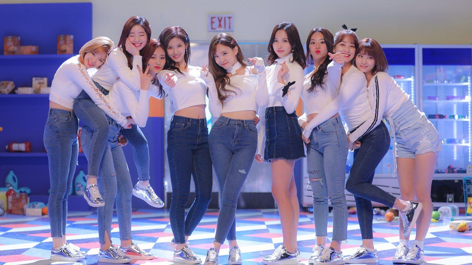 Twice 4k picture.jpg