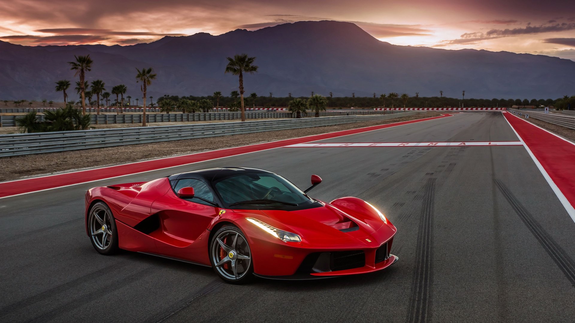 Ferrari Wallpapers.jpg