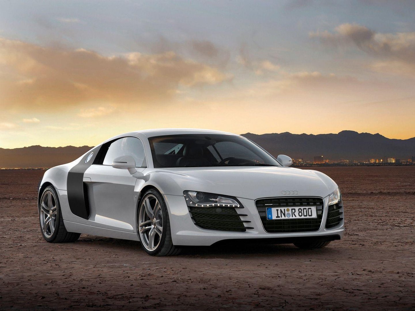 Audi R8 Wallpaper.jpg