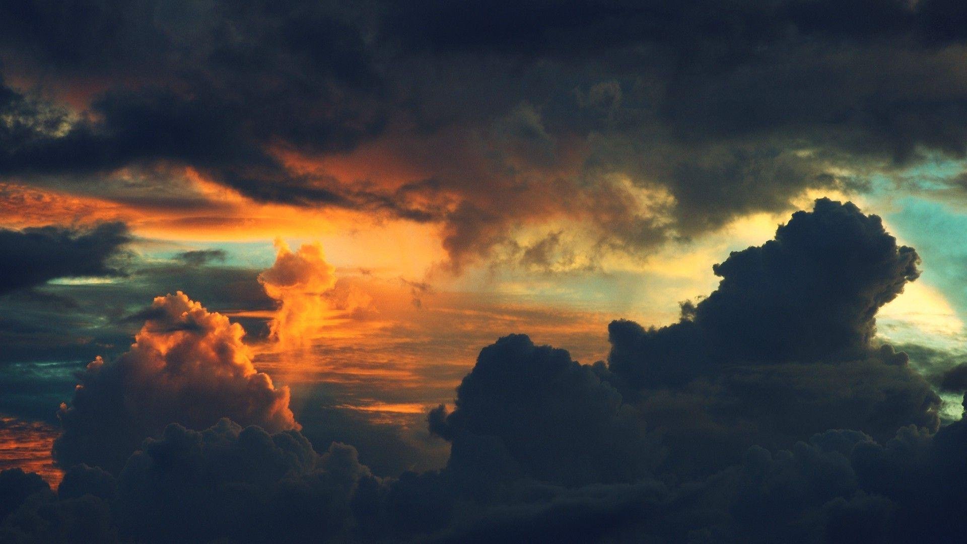 Cloud Wallpapers.jpg