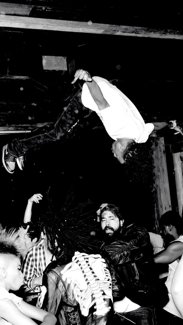 Die Lit Pictures.png