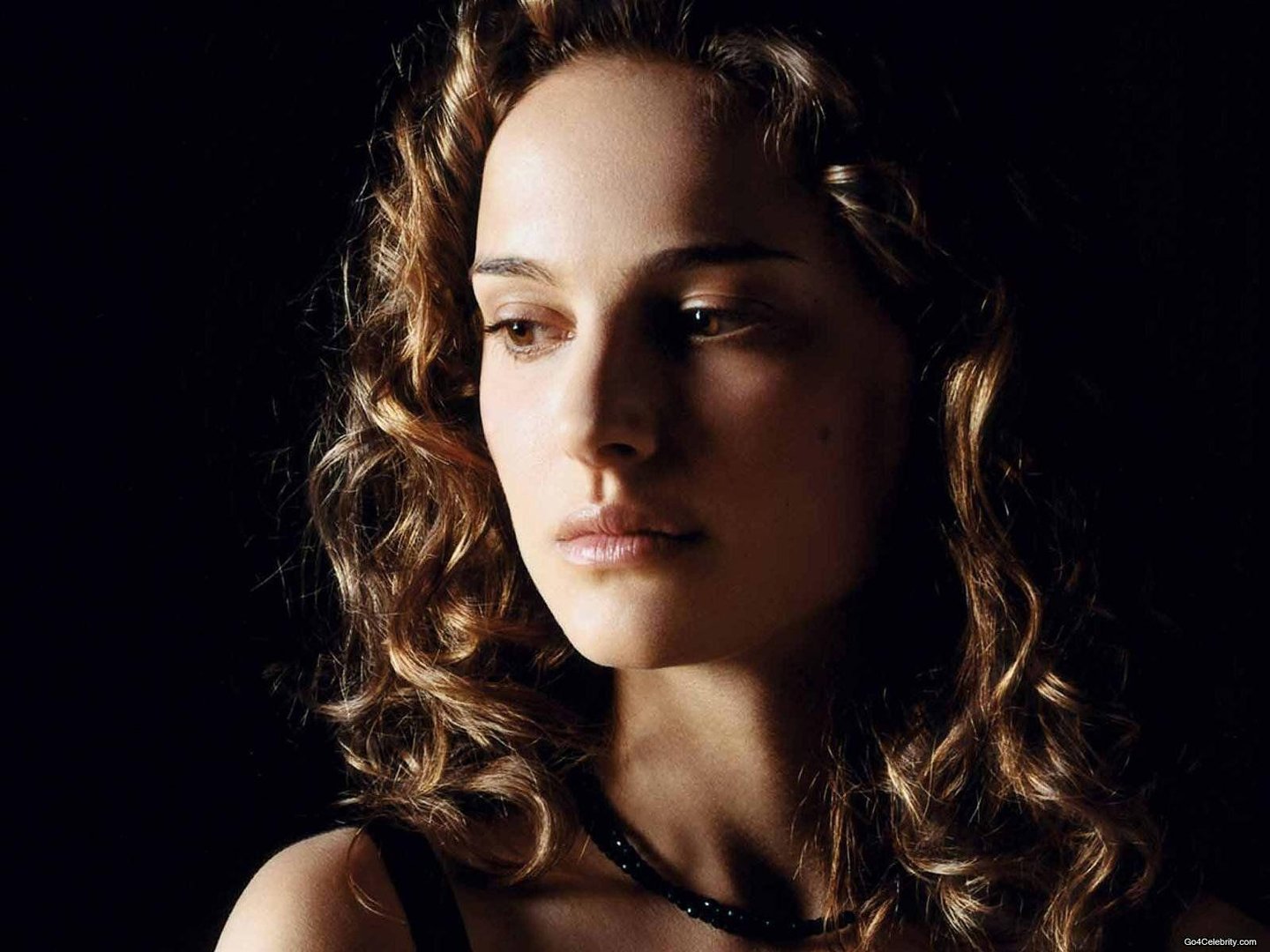 Natalie Portman Wallpaper.jpg