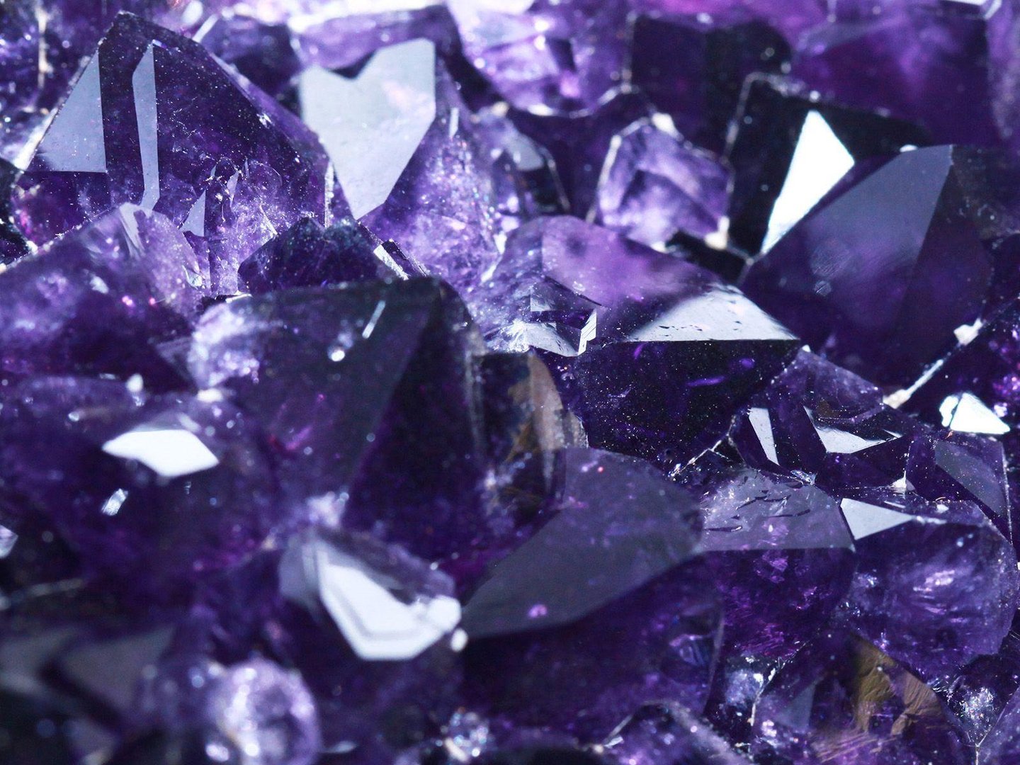 Purple Crystal Wallpapers.jpg
