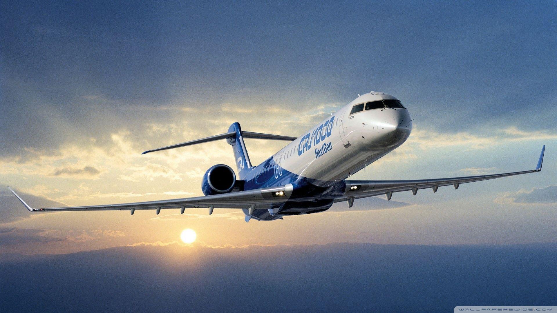 Small Plane Wallpapers.jpg