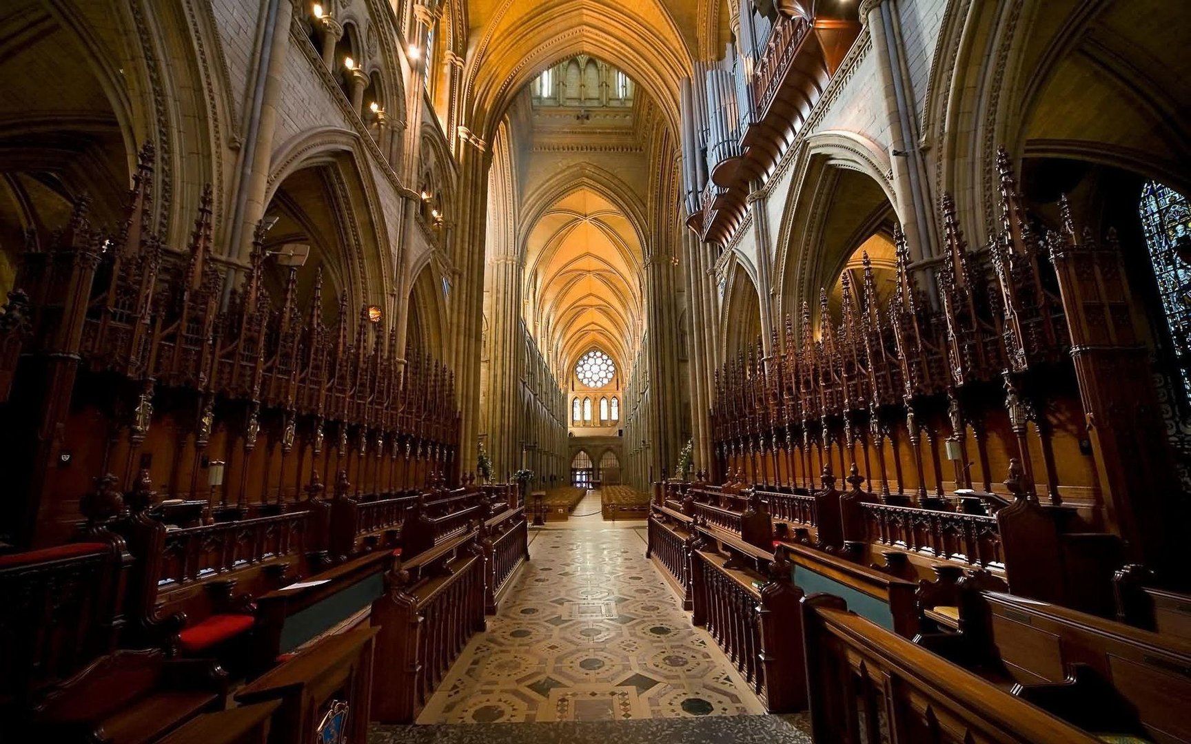 Catholic Desktop Pictures.jpg