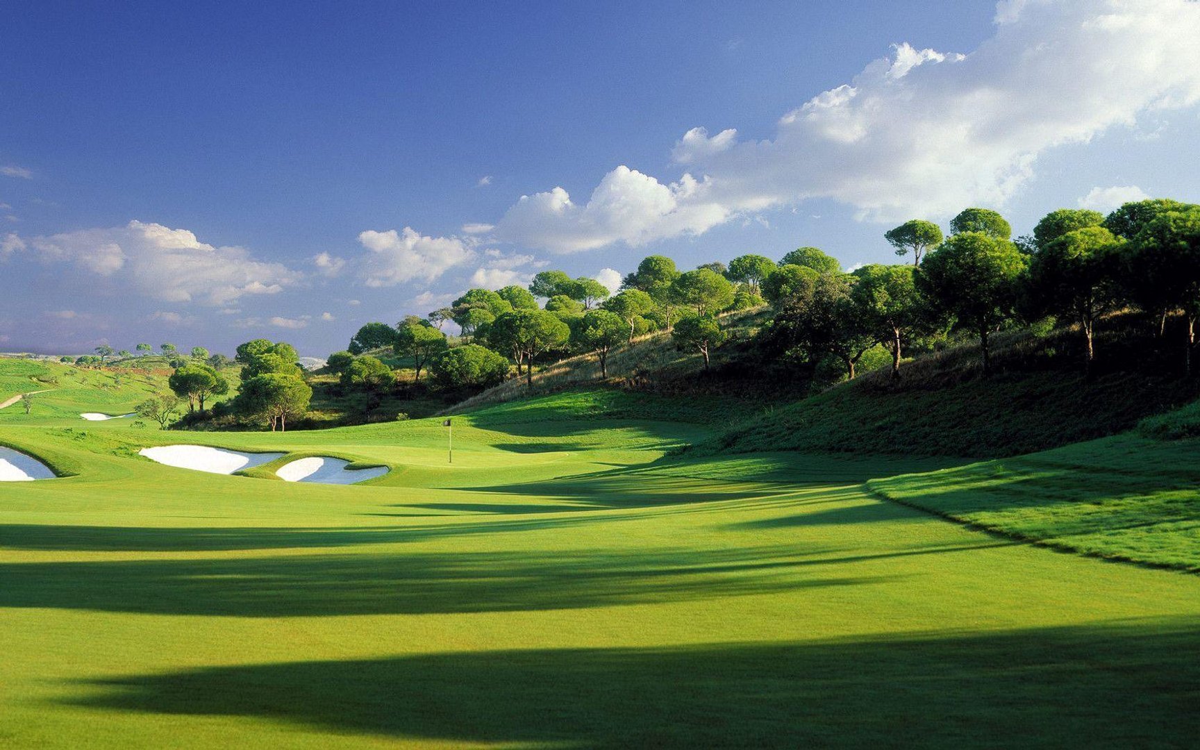 Golf Course Wallpapers.jpg