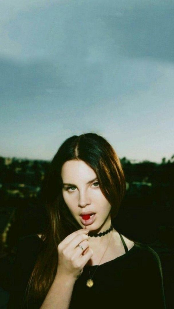 Lana Del Rey Phone wallpaper.jpg