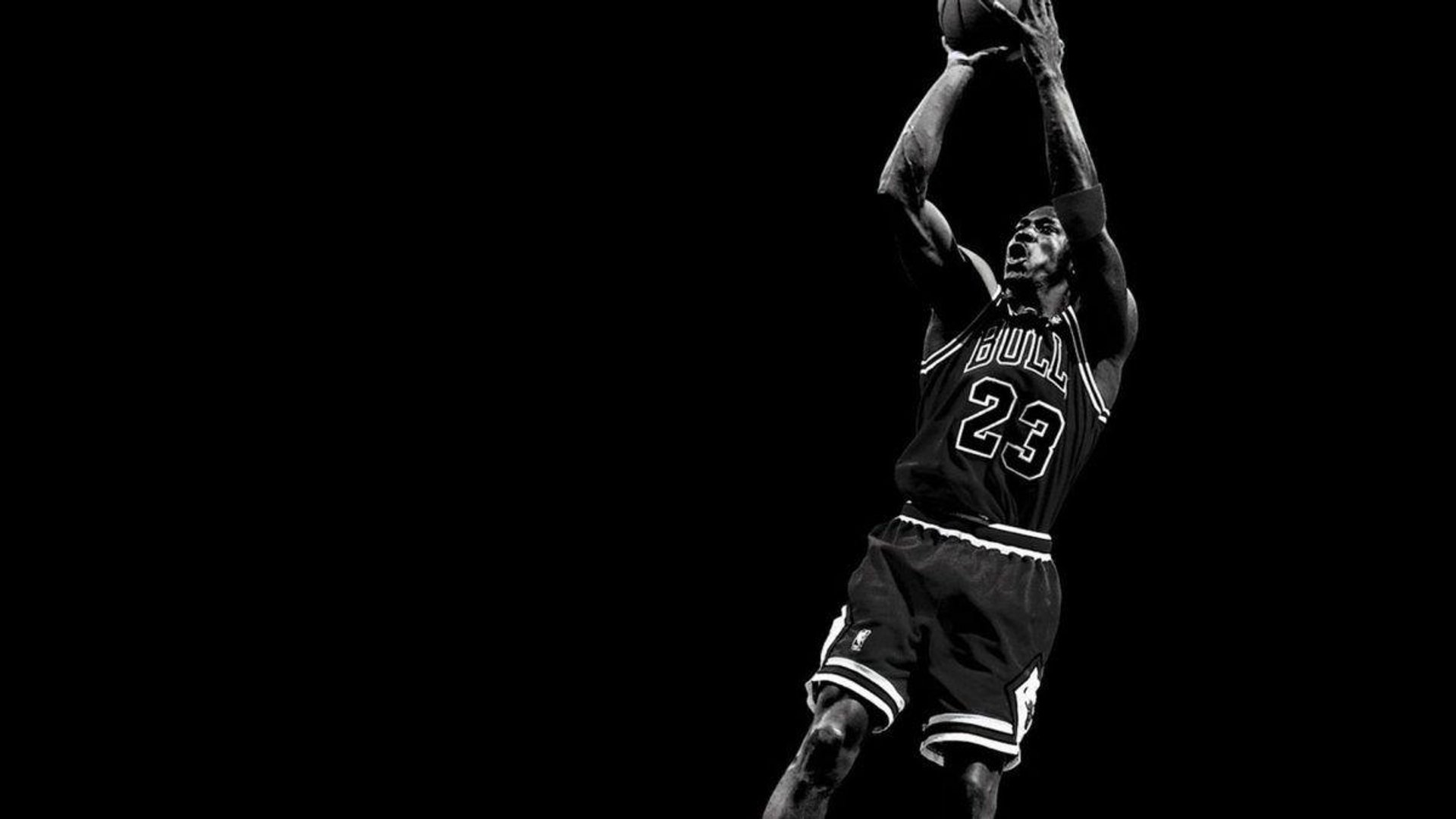 Basketball 4K Laptop Image.jpg