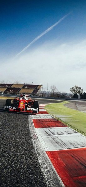 F1 iPhone