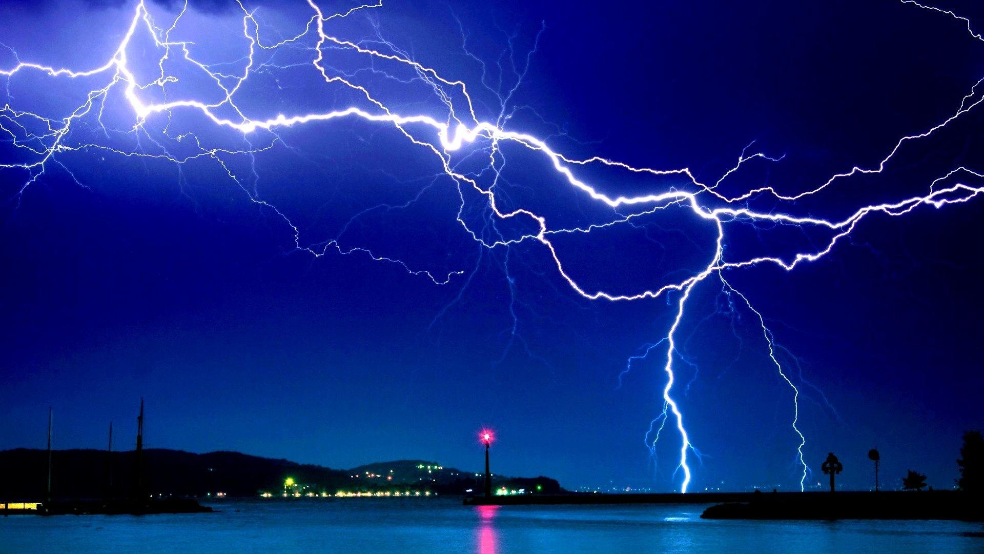 HD Lightning Pictures.jpg