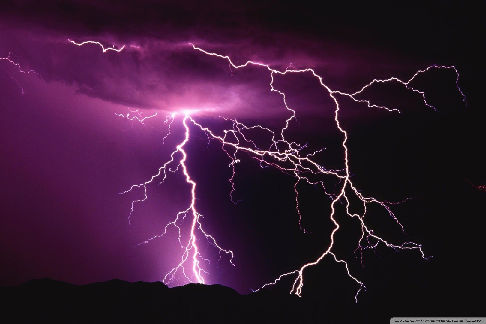 HD Lightning Wallpaper.jpg