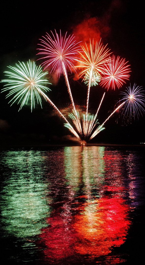 New Year iPhone Wallpapers.jpg
