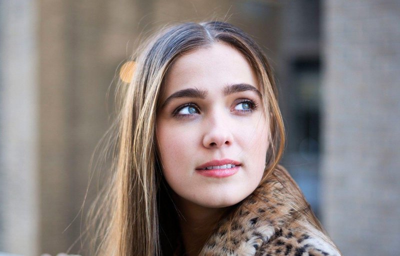 Haley Lu Richardson