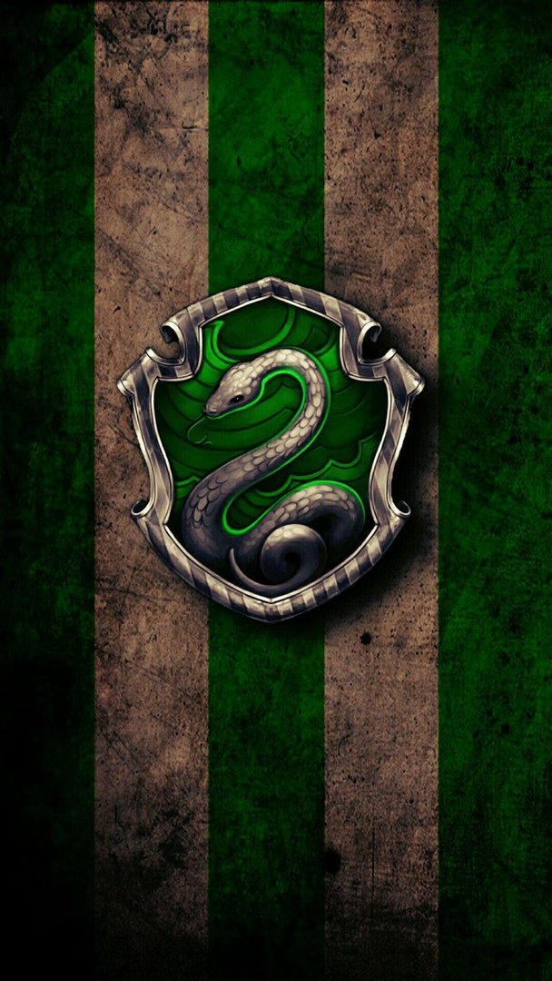 Slytherin House Wallpaper.jpg