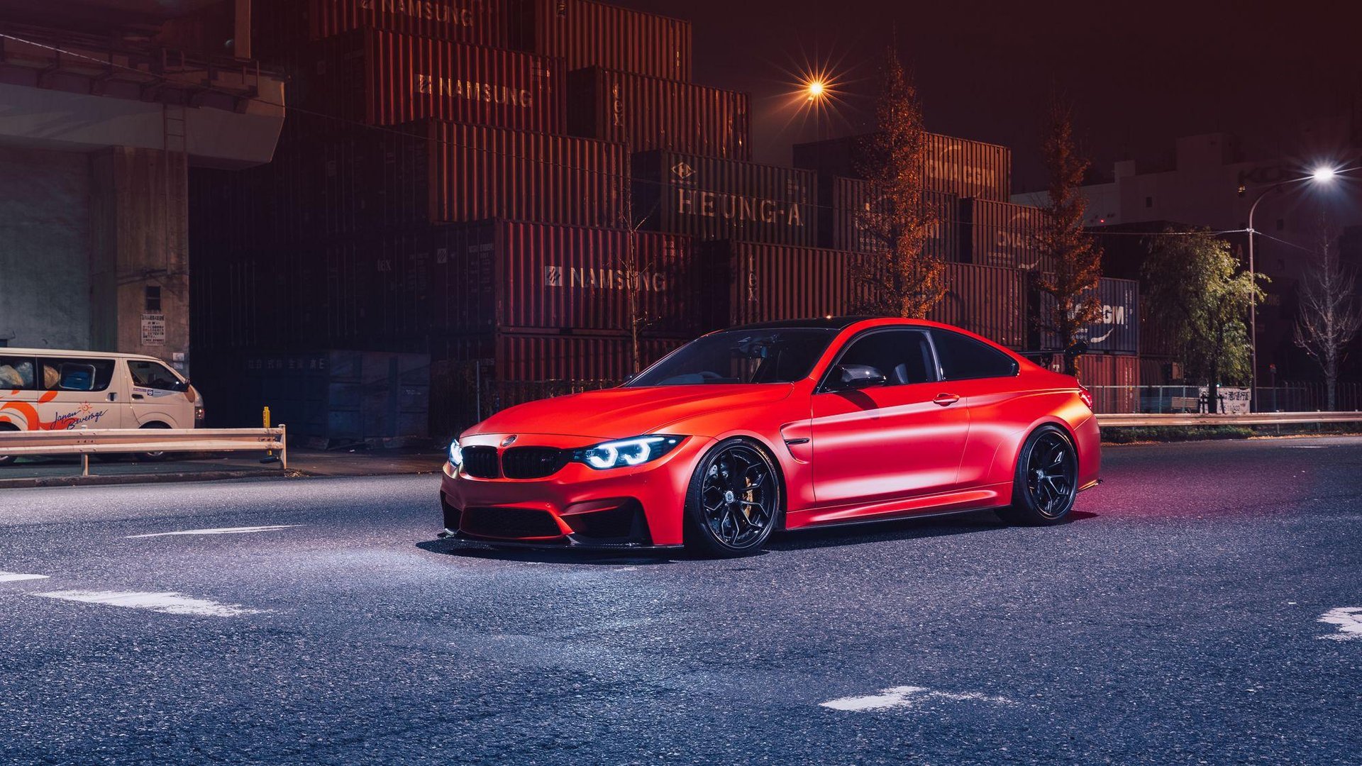 BMW M4 Wallpapers.jpg