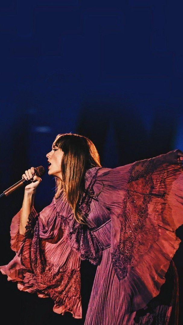 The Eras Tour Pictures.jpg