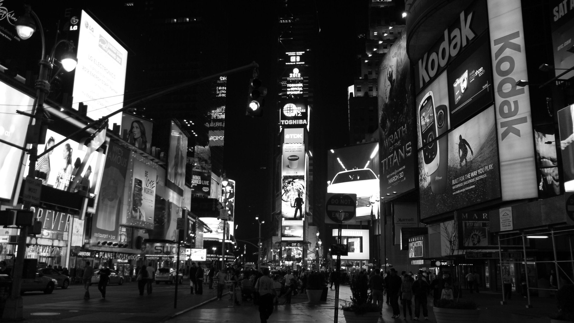 4K Black and White Wallpaper.jpg