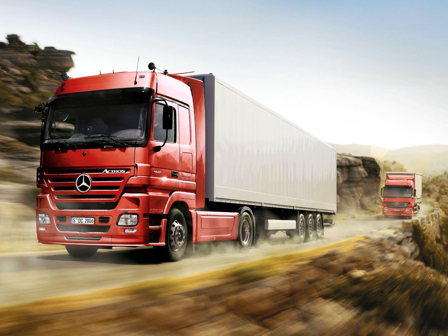 Truck 4K Wallpapers.jpg