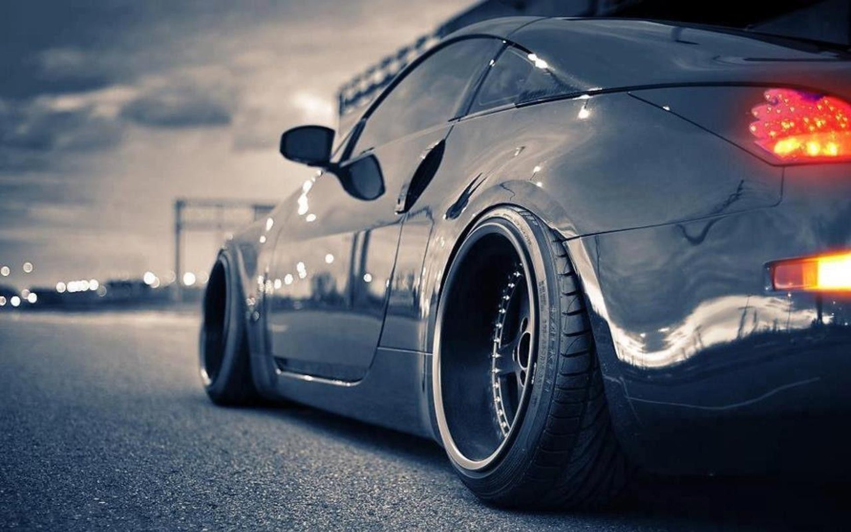Nissan 350Z Wallpaper.jpg