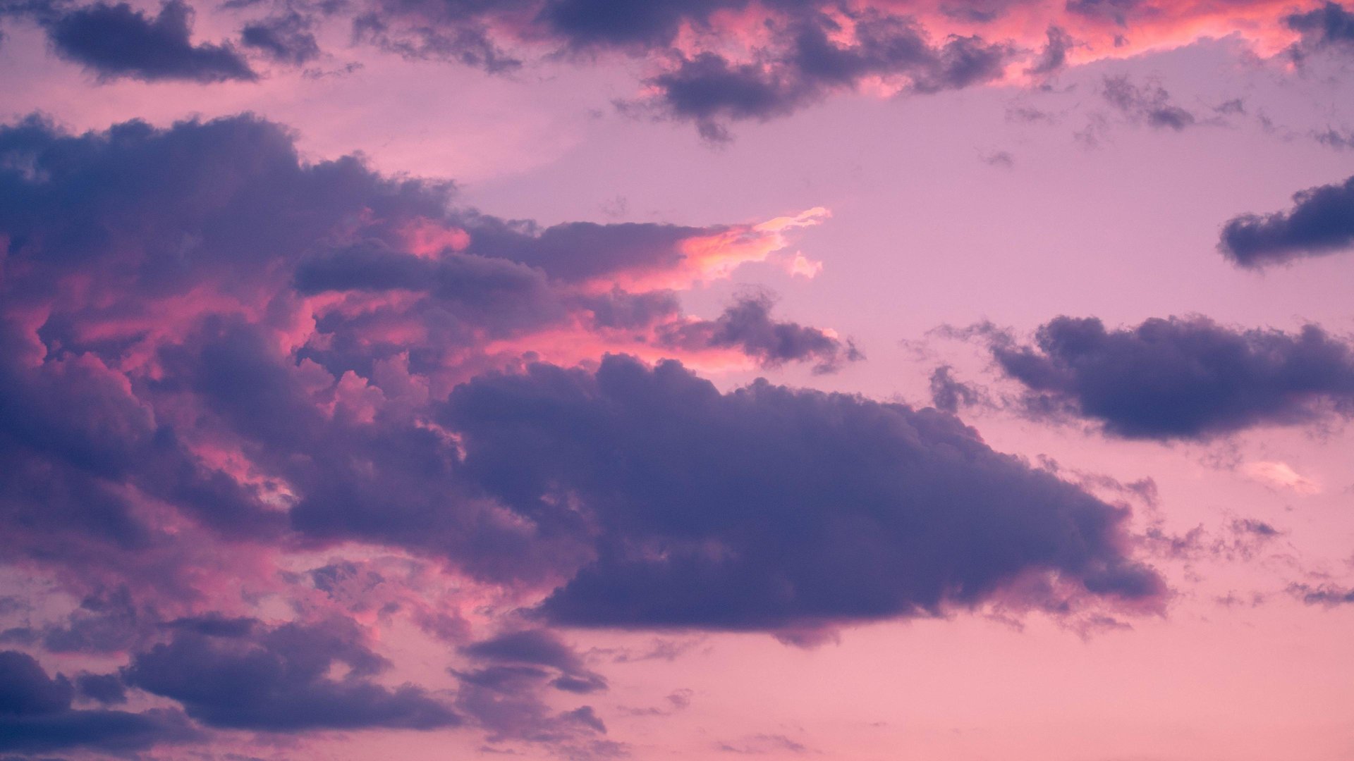 Aesthetic Cloud Desktop Images.jpg