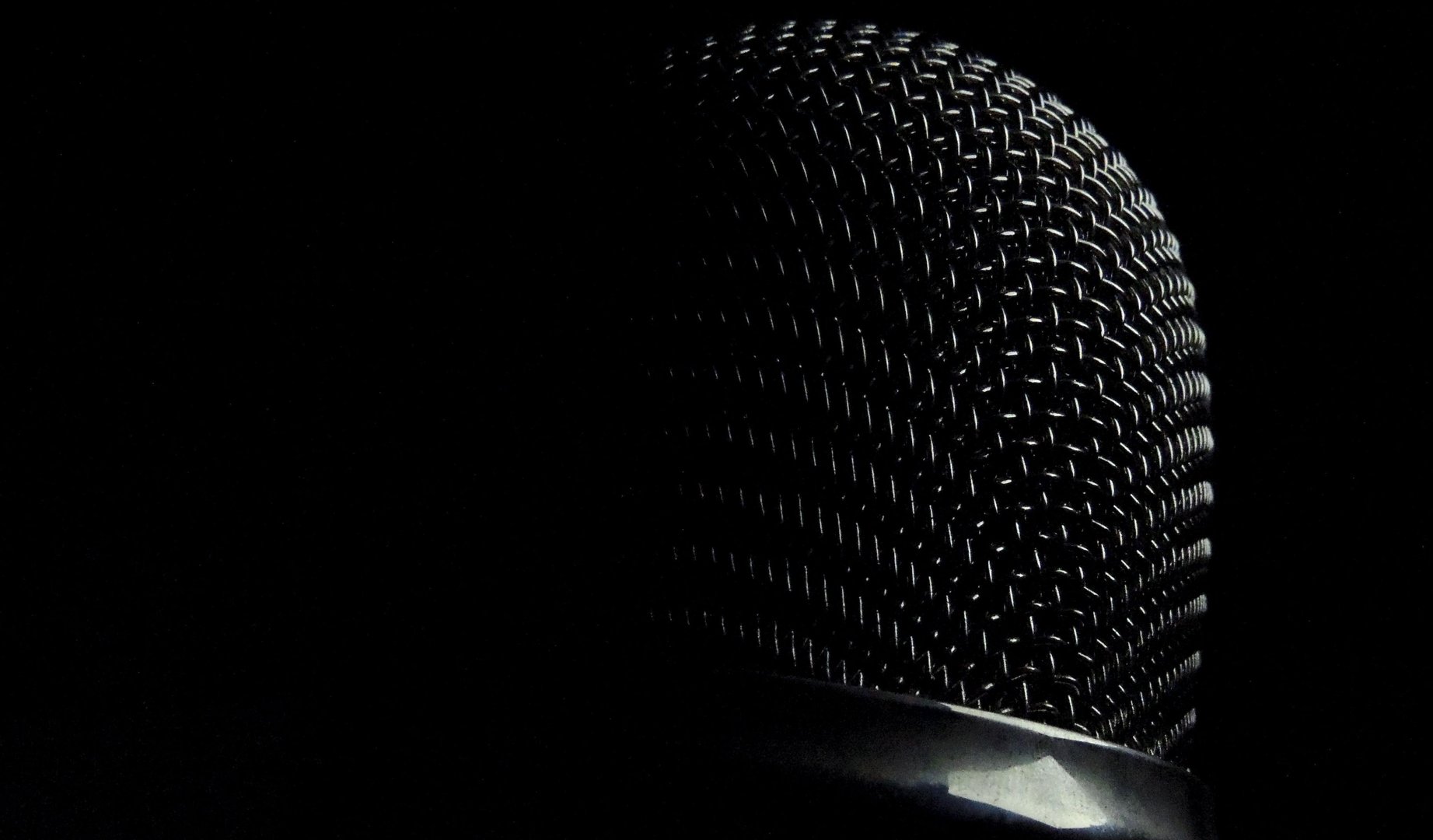 4K Ultra HD Black Wallpapers.jpg