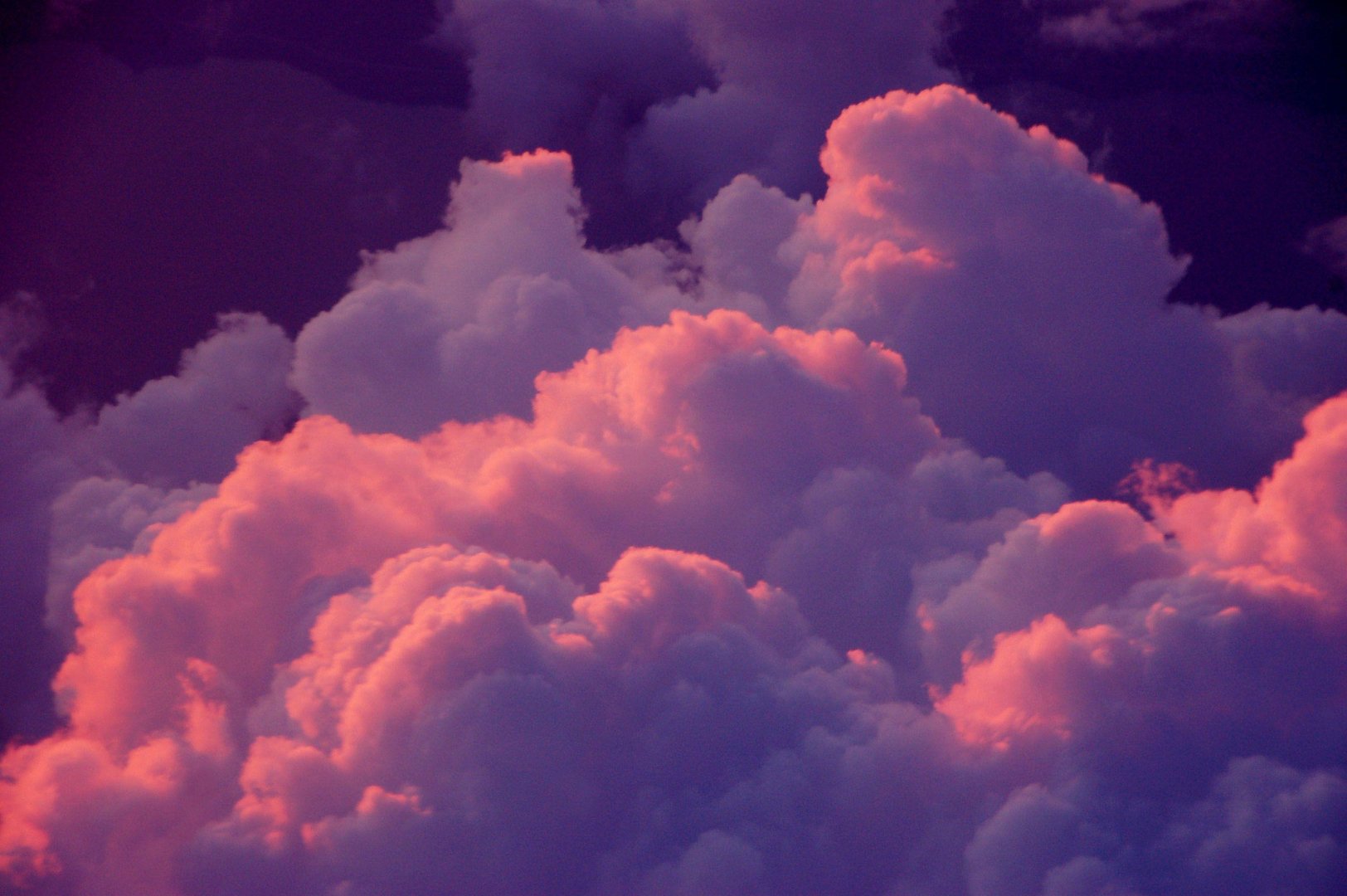 Vintage Aesthetic Clouds Pictures.jpg