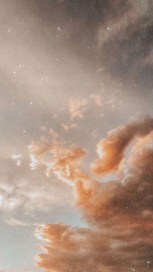 Vintage Aesthetic Clouds Wallpaper.jpg