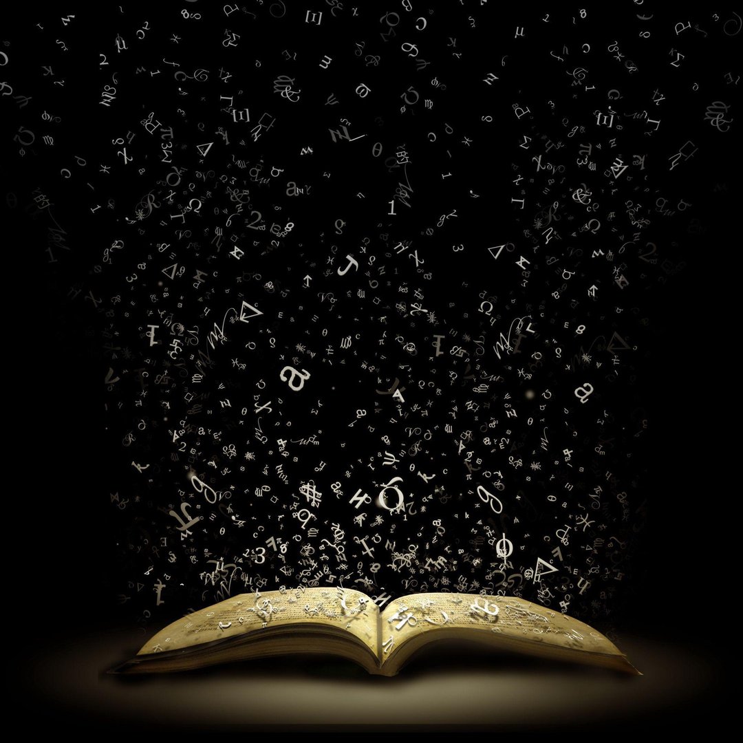 Reading Wallpaper.jpg