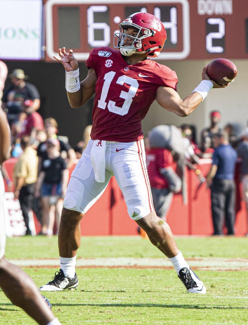 Tua Tagovailoa Background.jpg