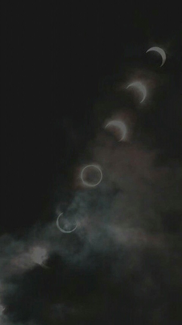 Aesthetic Grunge iPhone Background.jpg