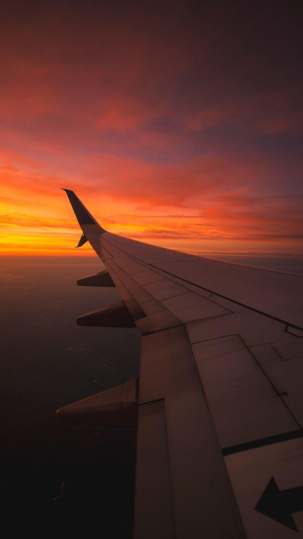 Airplane Aesthetic Pictures.jpg