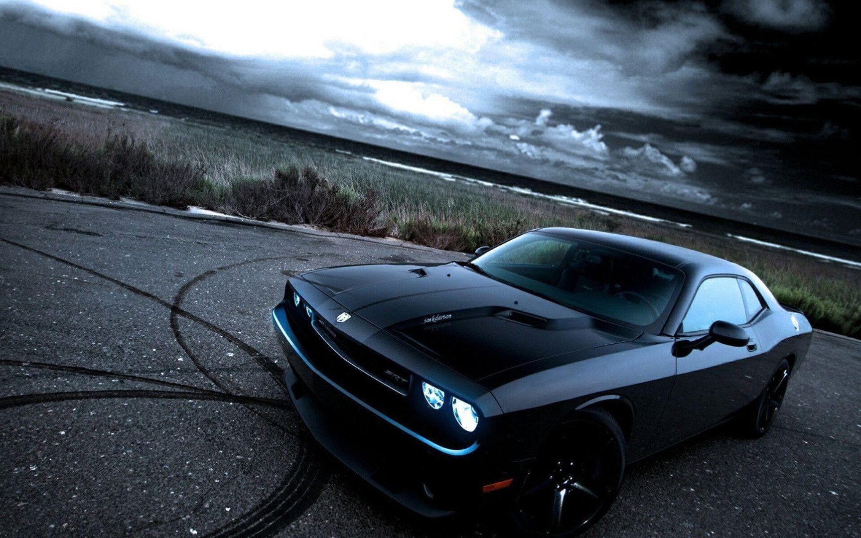 SRT Wallpaper.jpg