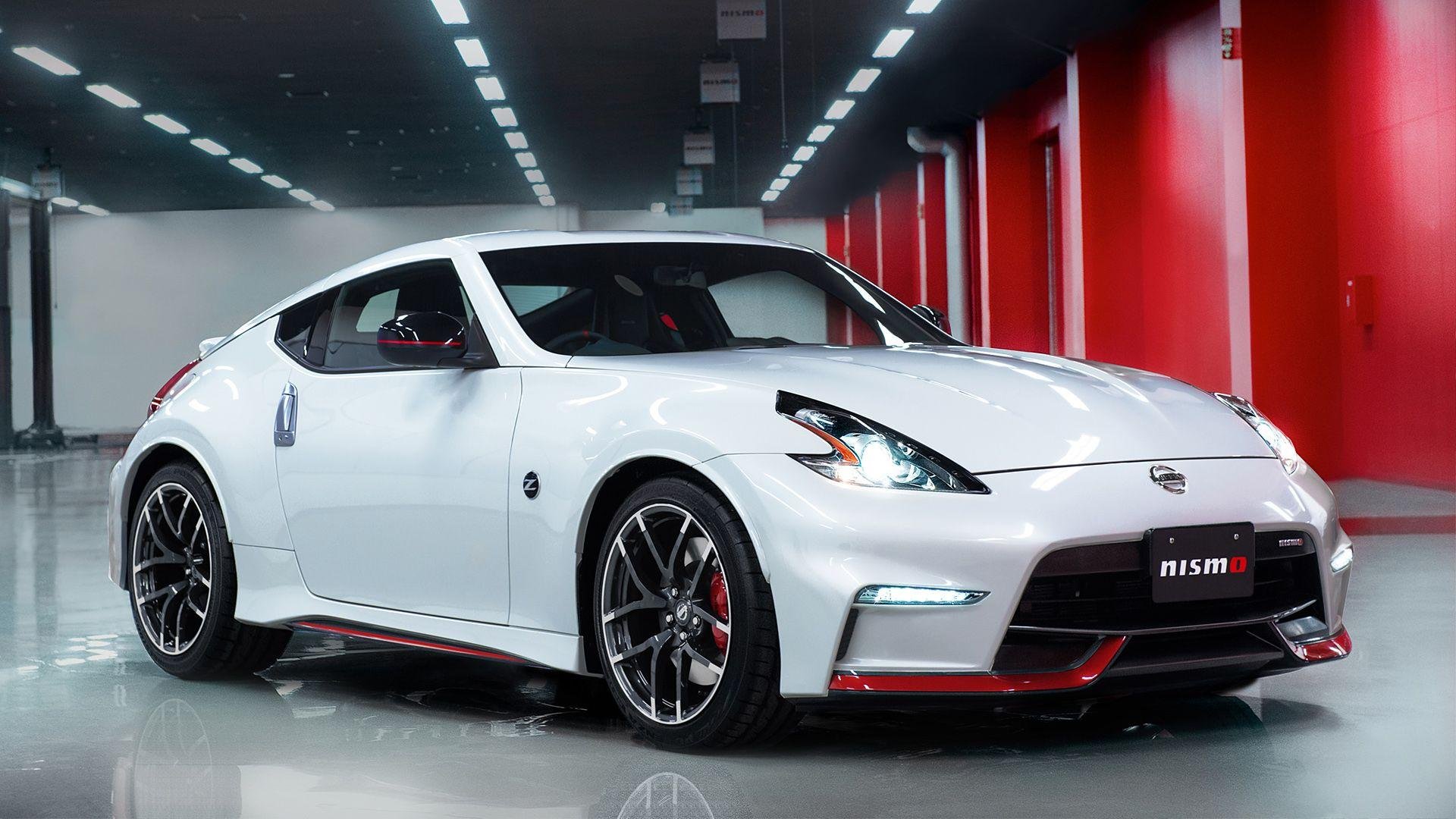 Nissan 370Z Pictures.jpg