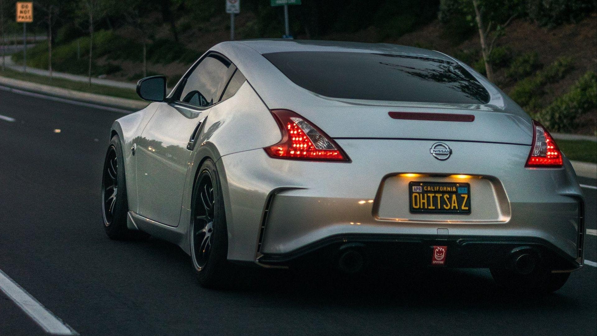 Nissan 370Z Background.jpg