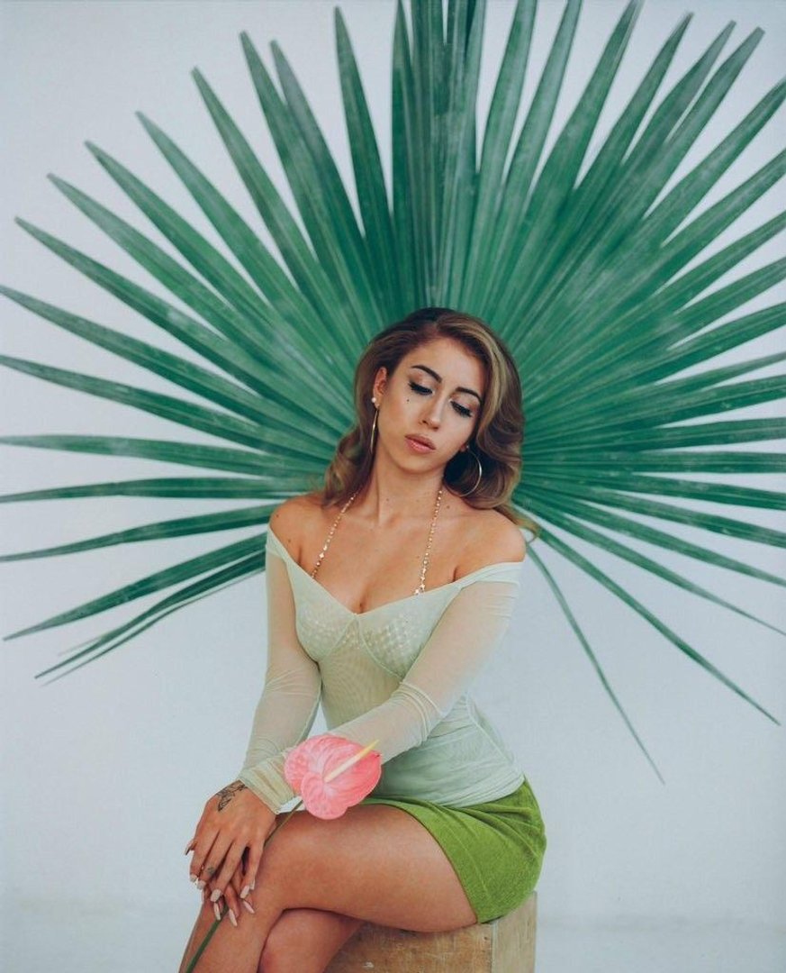 Kali Uchis Wallpaper.jpg