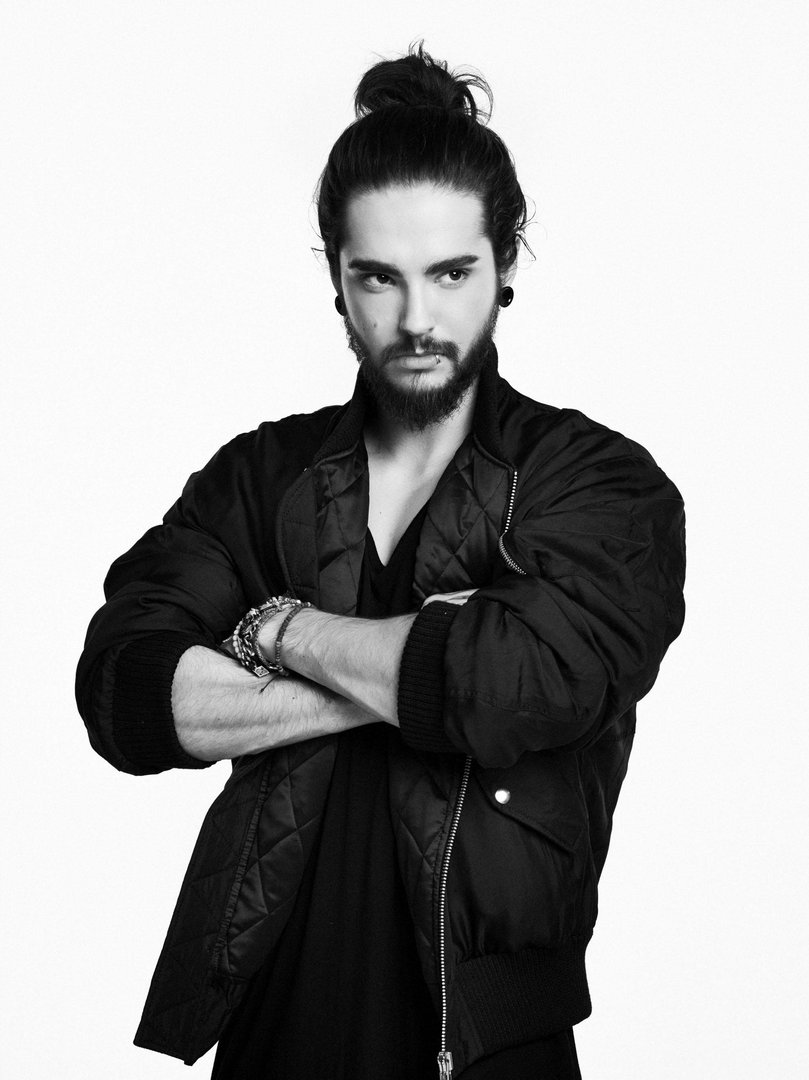 Tom Kaulitz Background.jpg