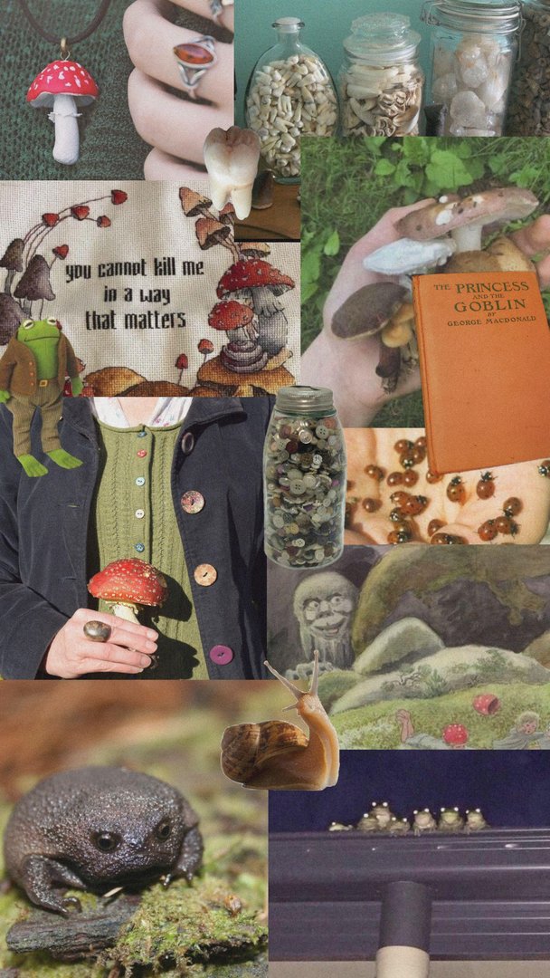 Goblincore Wallpaper.jpg