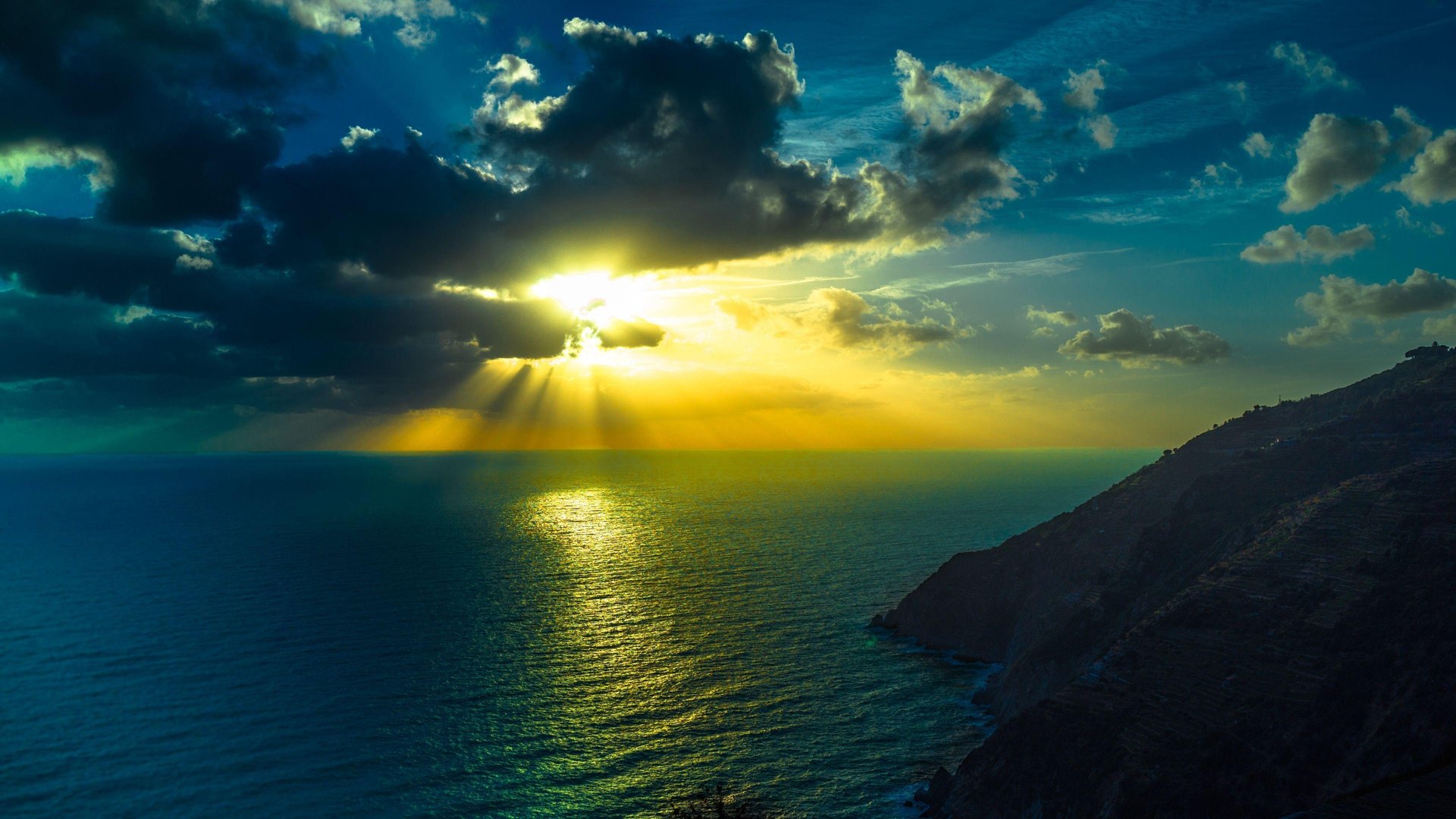 4K Ultra HD Ocean Wallpapers.jpg