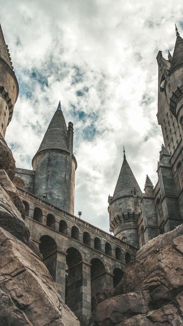 Castle Aesthetic Wallpapers.jpg