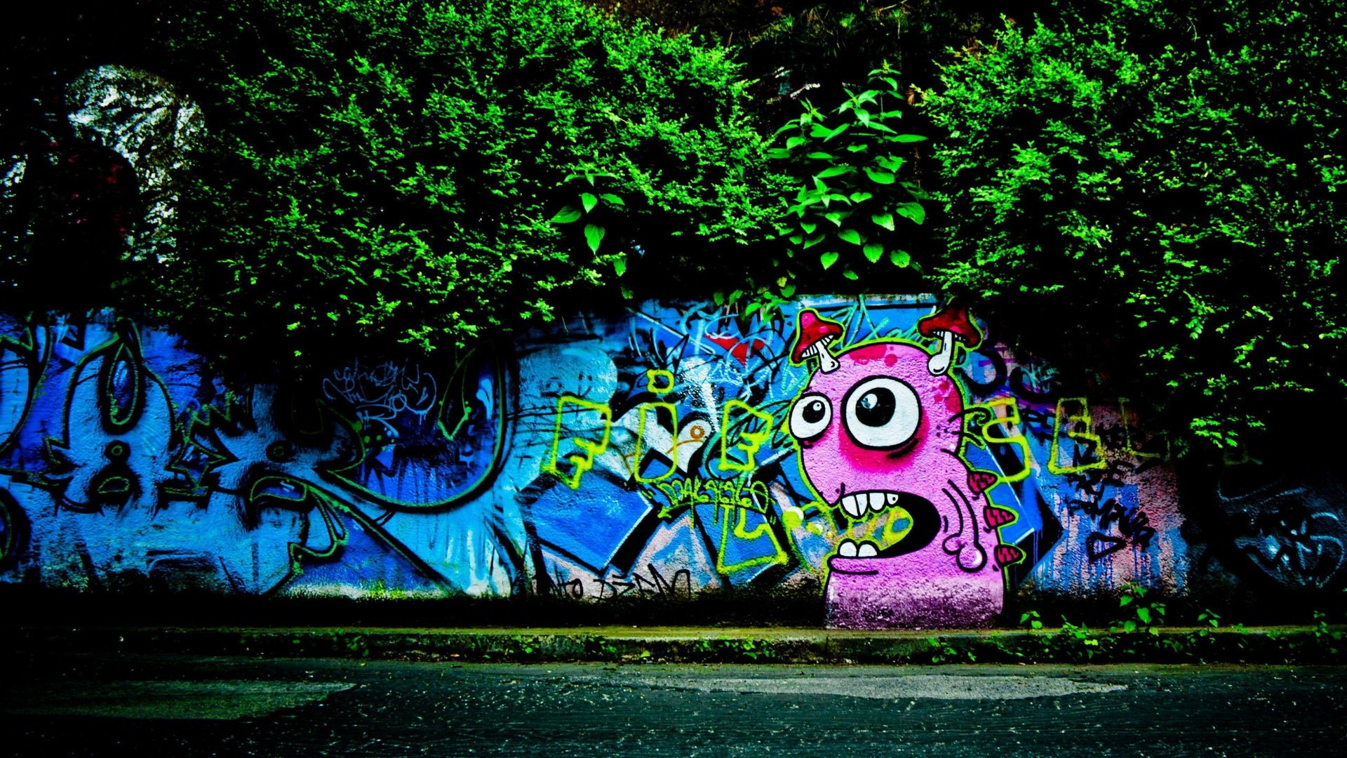 Graffiti 4k Background.jpg