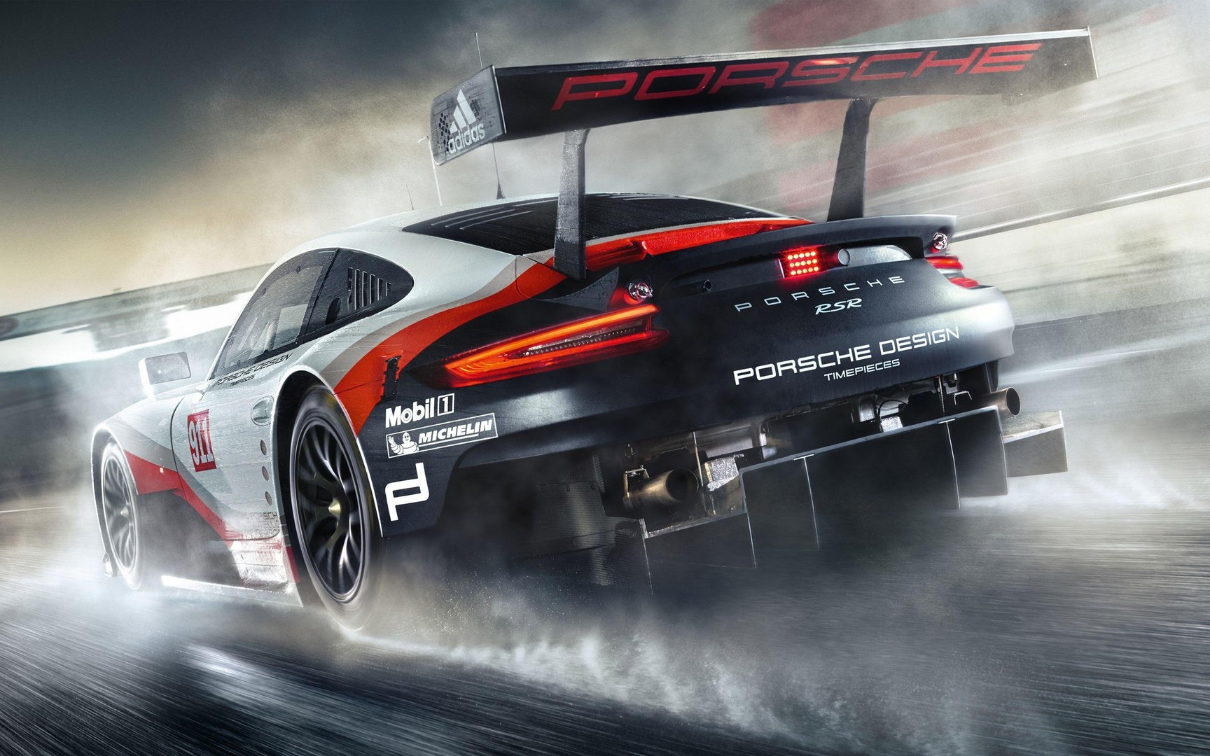 Racing 4k Pictures.jpg