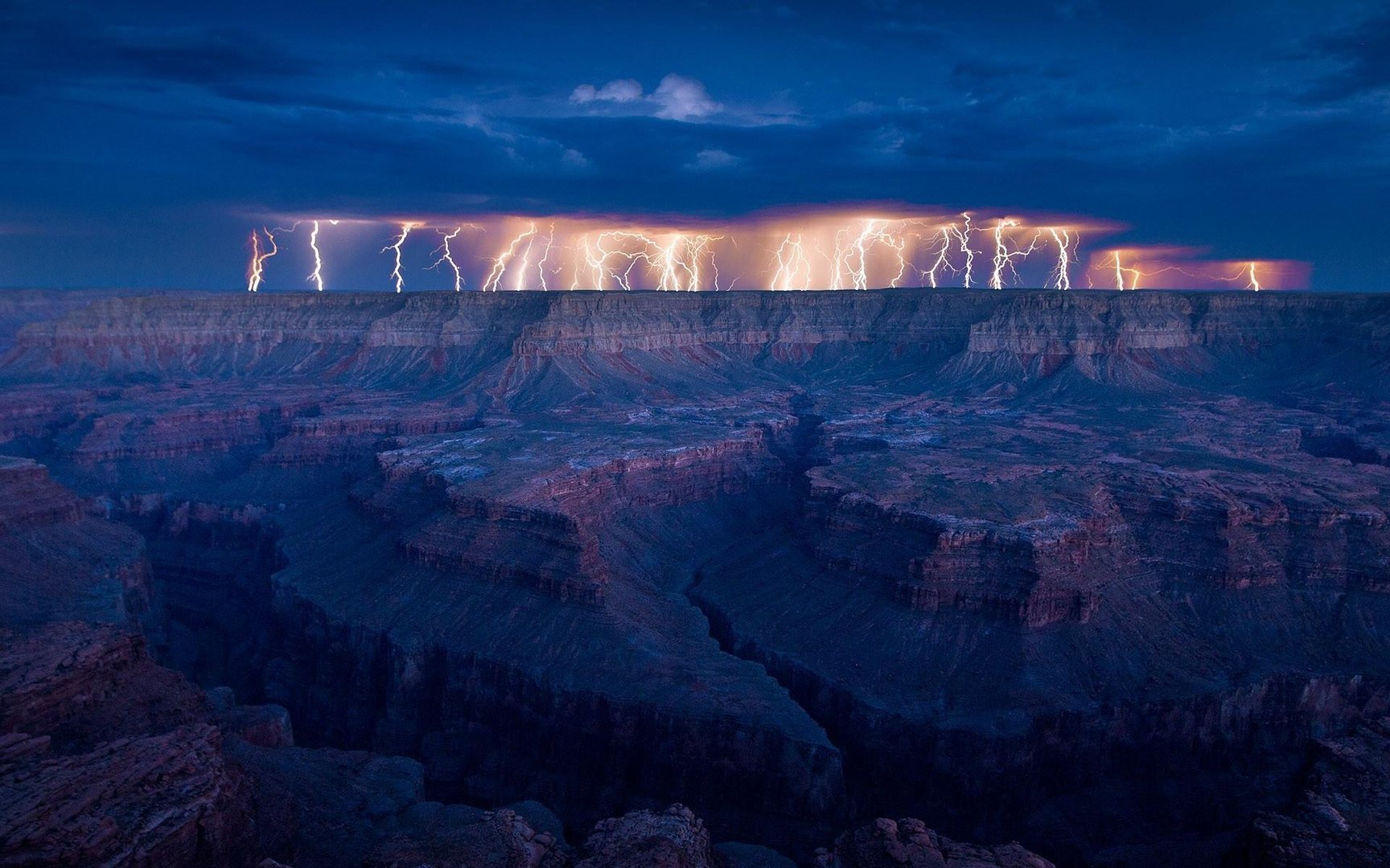 Thunderstorm Pictures.jpg