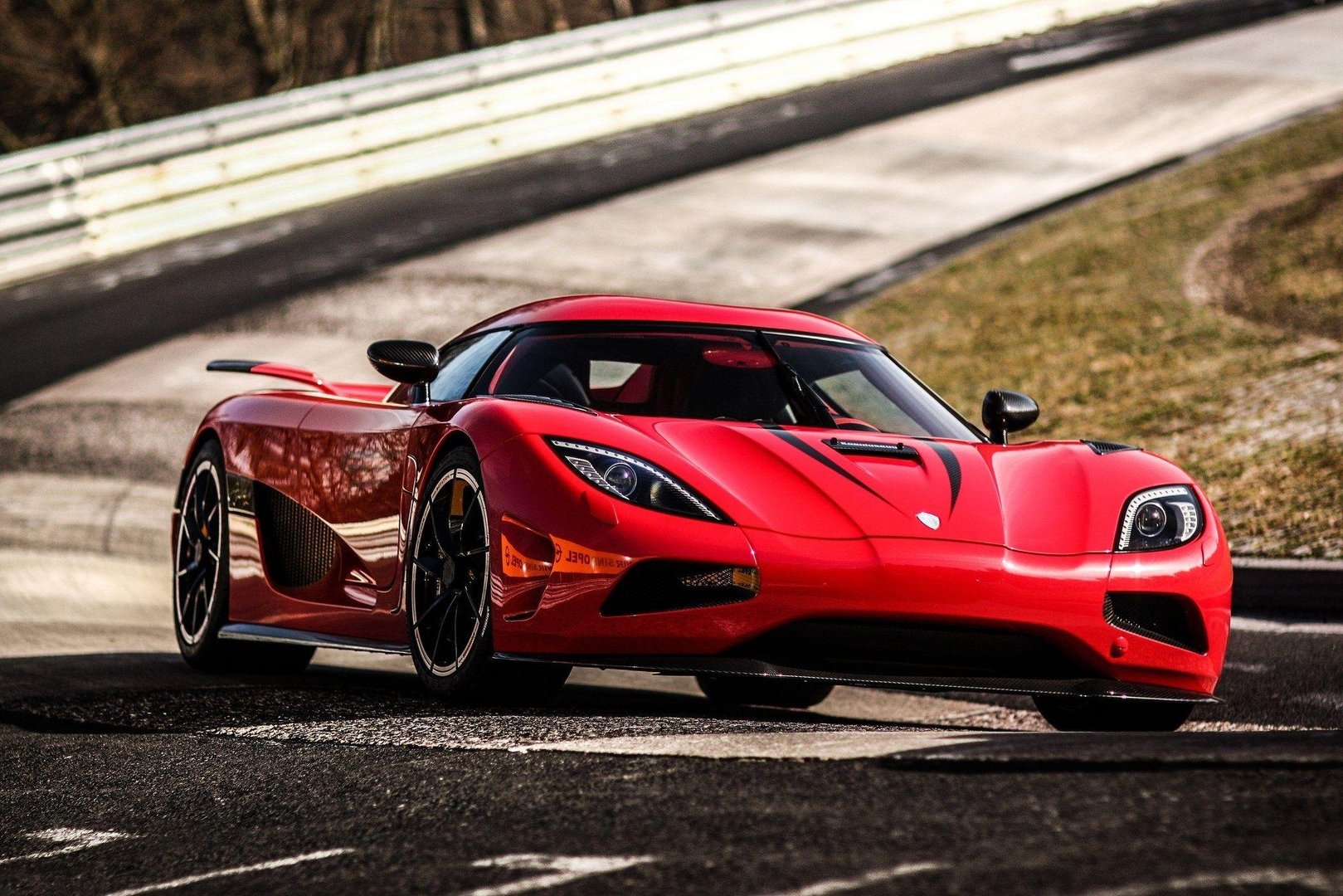 Koenigsegg Pictures.jpg